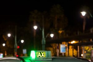 ayudas para el sector del taxi luz de taxi por la noche taxi zaragoza